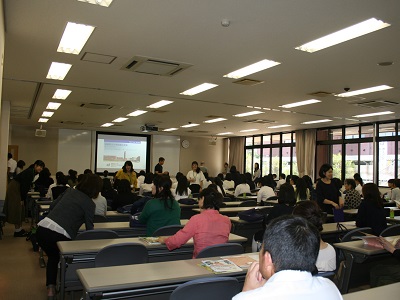 学生交流
